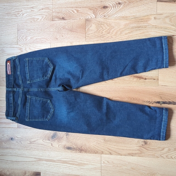Simon Chang. Dark Jeans. Size Small - Picture 5 of 10